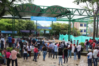 SANLUISANOS MARCHAN EN APOYO A LOS PROYECTOS HIDROELECTRICOS.
