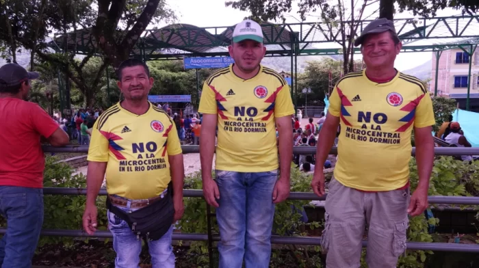 Opositores a estos proyectos también hicieron presencia