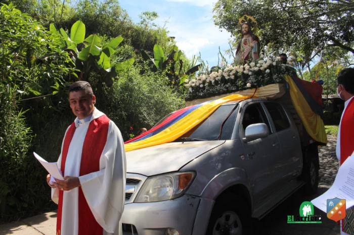 CONSAGRACIÓN DE NUESTRO MUNICIPIO AL SAGRADO CORAZÓN DE JESÚS