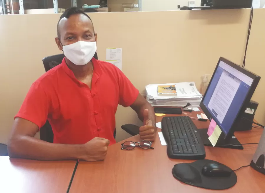 RONALD UBARNES RUÍZ - INSPECCIÓN MUNICIPAL DE POLICÍA Y TRÁNSITO, oriundo de Cartagena, Abogado, Filósofo. <br />En el último año ejerció como Inspector de Policía y Tránsito del municipio de Santa Rosa de Lima (Bolívar).