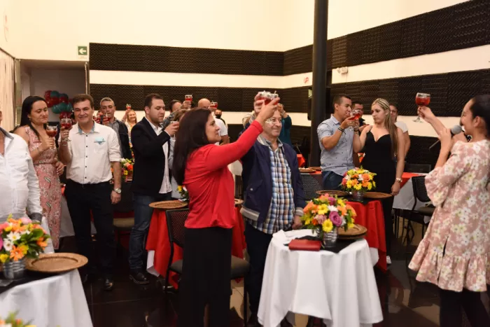 Encuentros de parejas, una oportunidad para celebrar el amor como el vínculo que fortalece el compromiso y la unión familiar