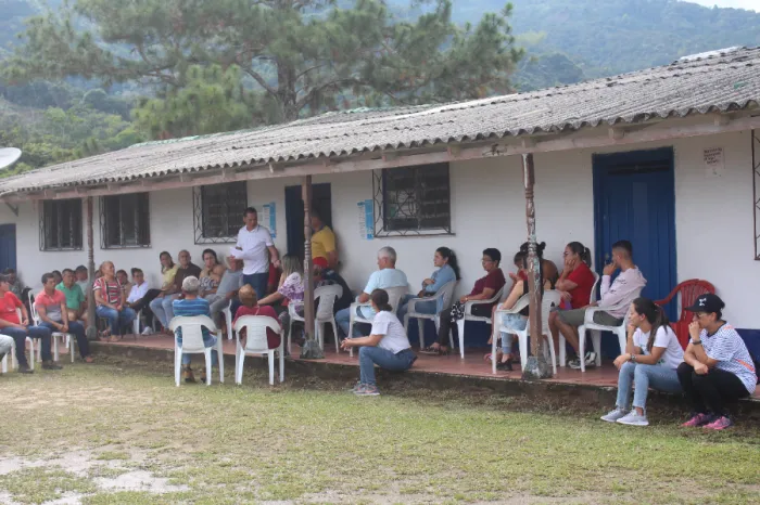 SOCIALIZACIÓN PROYECTO PAVIMENTACION VÍA SAN LUIS El CHOCÓ