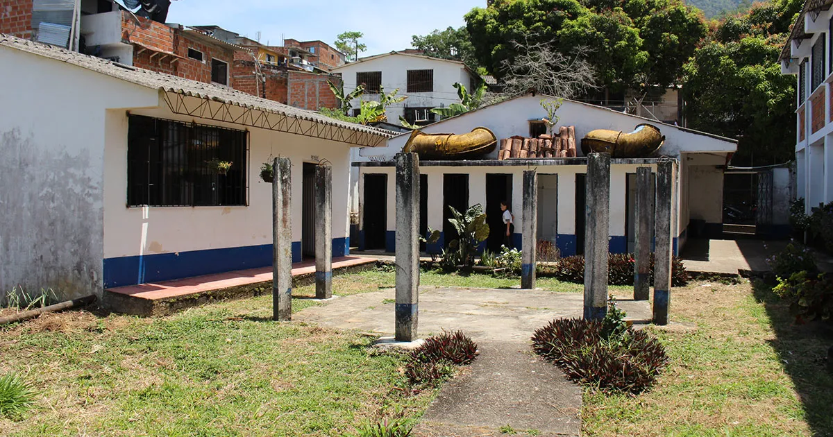 Nuestras escuelas, un llamado de auxilio